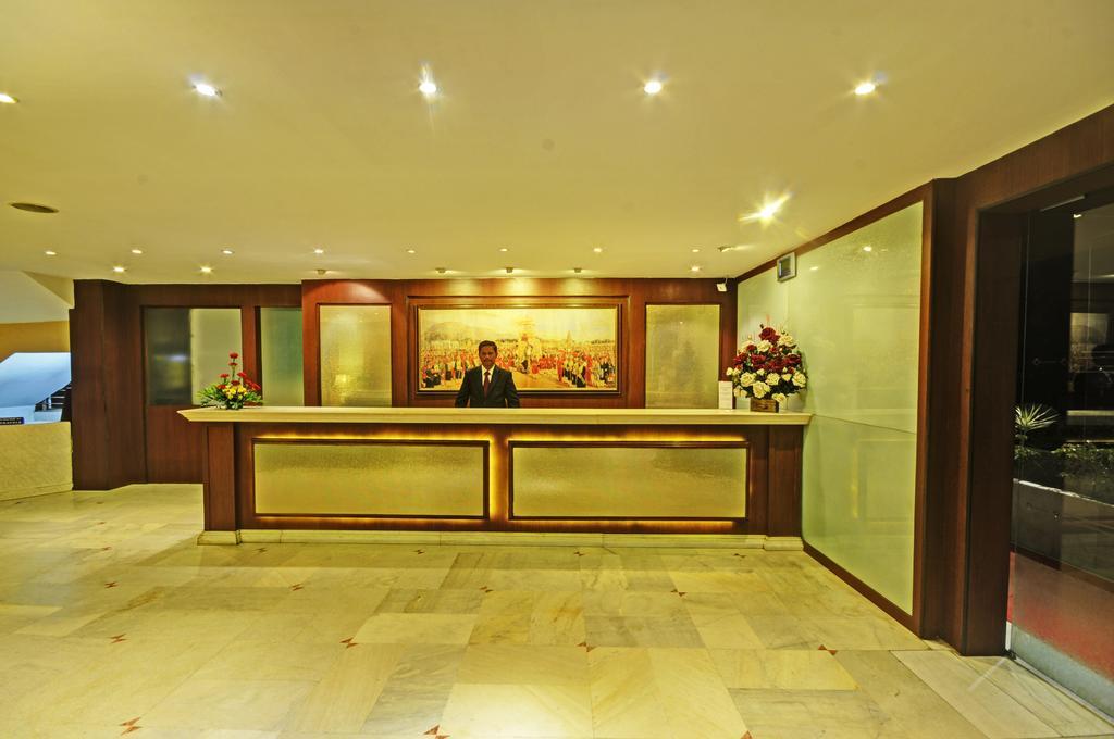 Hotel Roopa Mysore Εξωτερικό φωτογραφία